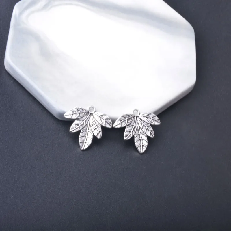 10 Stück/Set Ethnische Antike Silber- und Goldfarbene Anhänger Herz Blätter Schmuckzubehör Geometrische Blume Boho Anhänger DIY Damenohrringe – Detail 7