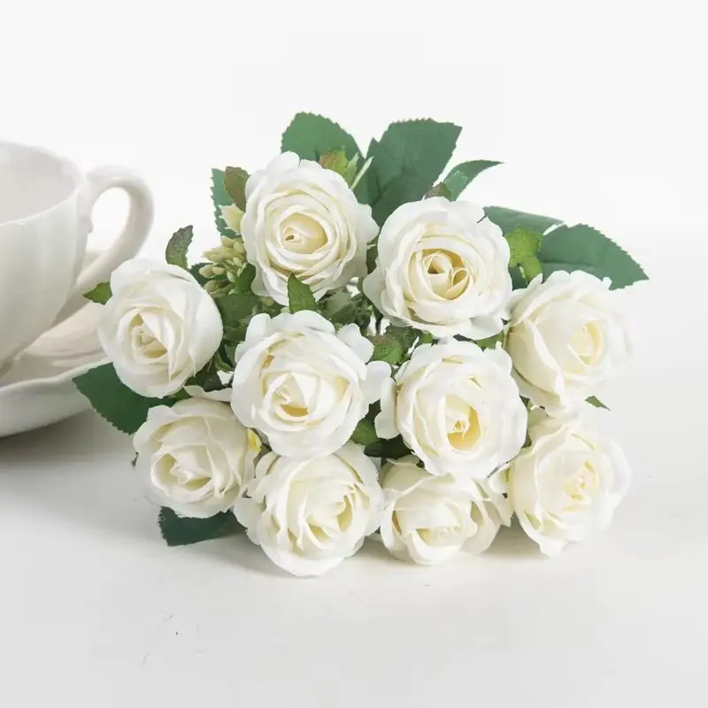 10 Köpfe künstliche Blumen Scrapbooking Seidenrosen Weihnachten Hochzeit Party Blumenstrauß Haushaltsprodukte Vasen für Heimdekoration