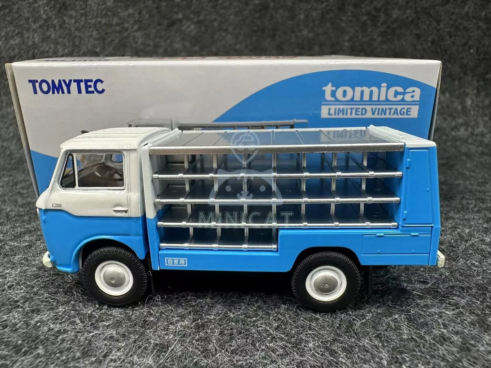 202410 Tomytec TOMICA TLV 1/64 LV-210a Mazda E2000 Bottle Car Die-cast Alloy Car Model Collection Toy Gift