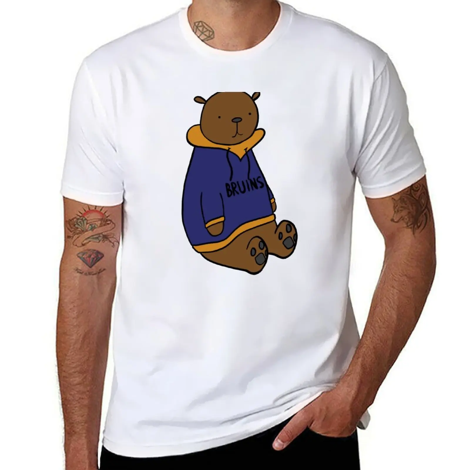 

George Fox Bruin in a Hoodie T-Shirt man t shirt cotton man t shirt cotton high quality T-Shirt