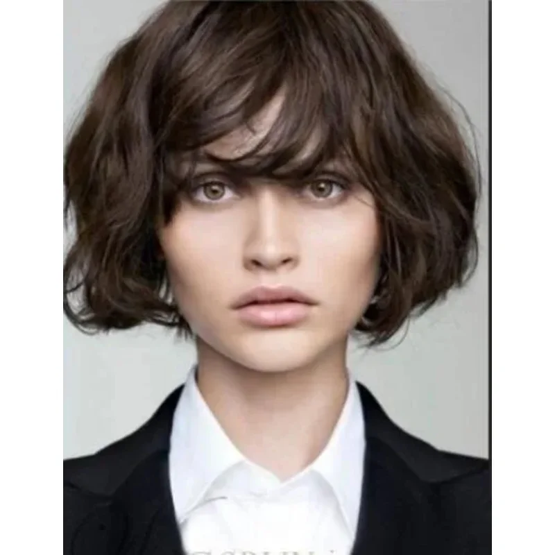 

Short Fascinating Wavy Brown Wig With Layered Hair Cut Makes You Cute and Sweet