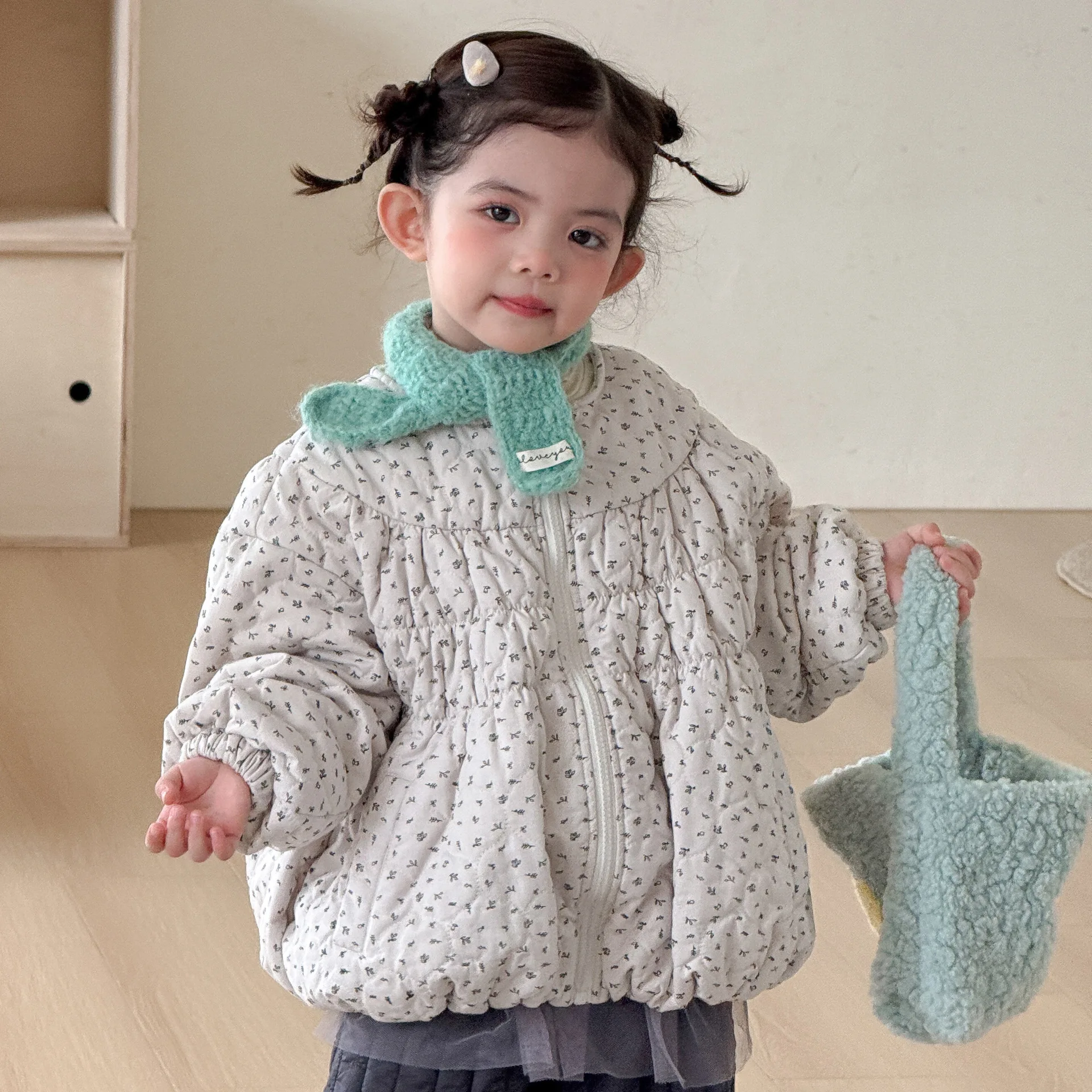 2026 Winter New Children Fleece Floral Coat Girls Cotton Padded Jacket Plus Velvet Thick Kids Warm Quilted Cotton Coat