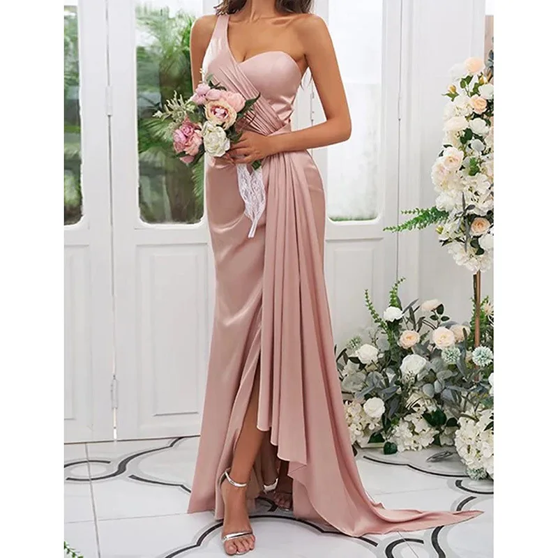 

2024 New One Shoulder Sleeveless Bridesmaid Dresses Fashion Cross Draped Popular Prom Dress Long Side Split Solid Satin Vestidos