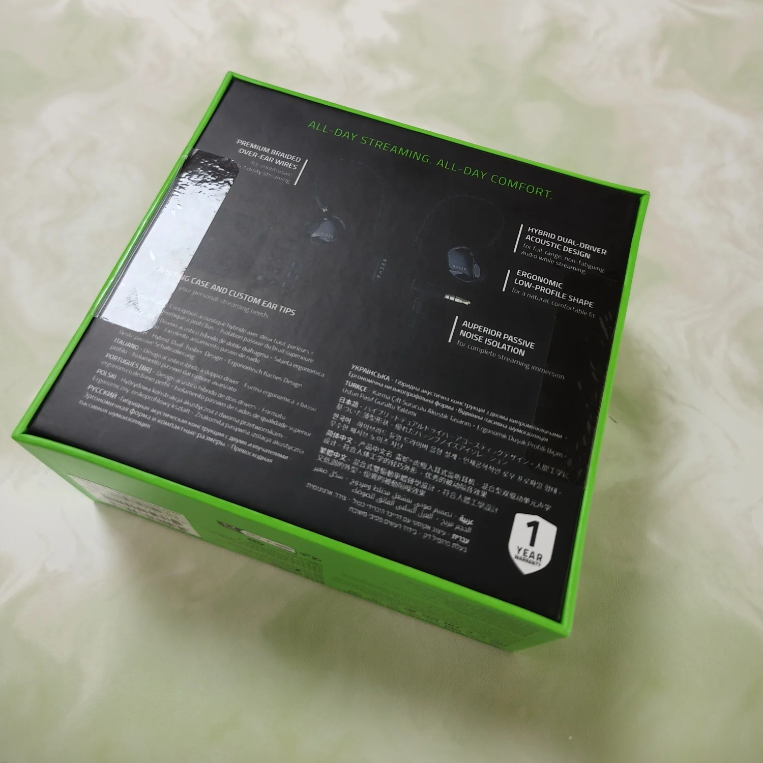شاشة Razer Moray المريحة داخل الأذن للبث طوال اليوم، تصميم صوتي هجين ثنائي السائق، عزل الضوضاء السلبية الفائق