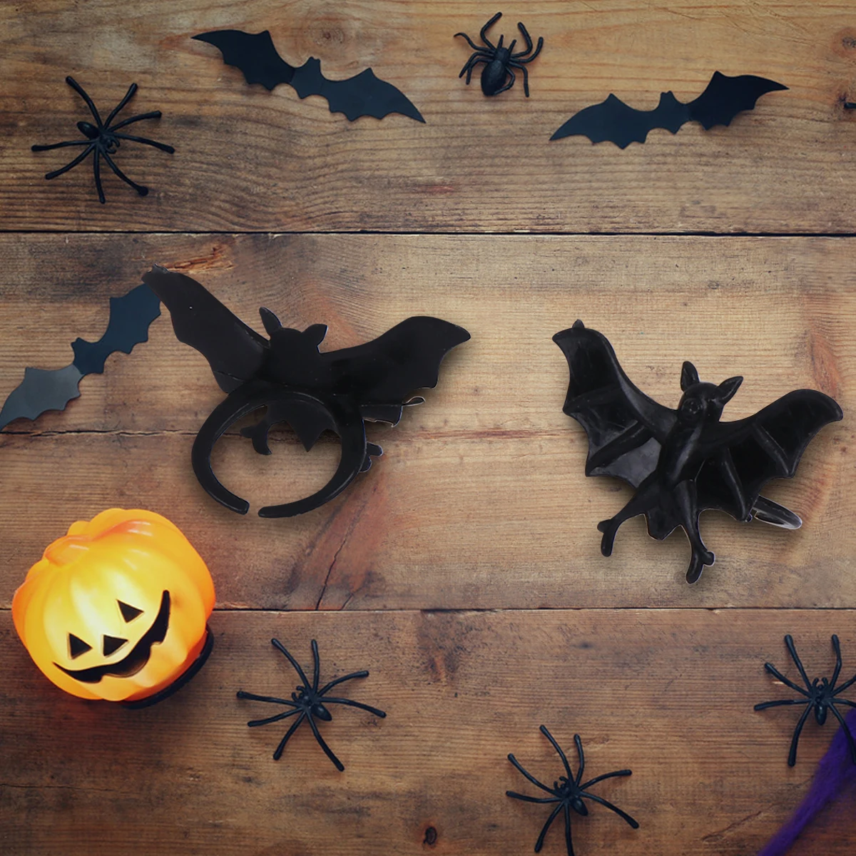 

Bat Ring Halloween Party Favor Supplies Jewelry Plastic Valentine's Day Light Cosplay Rings Child