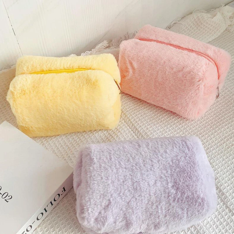 1 Pc Solid Color Fur Makeup Bag for Women Soft Travel Cosmetic Bag Organizer Case Young Lady Make Up Case Necessaries