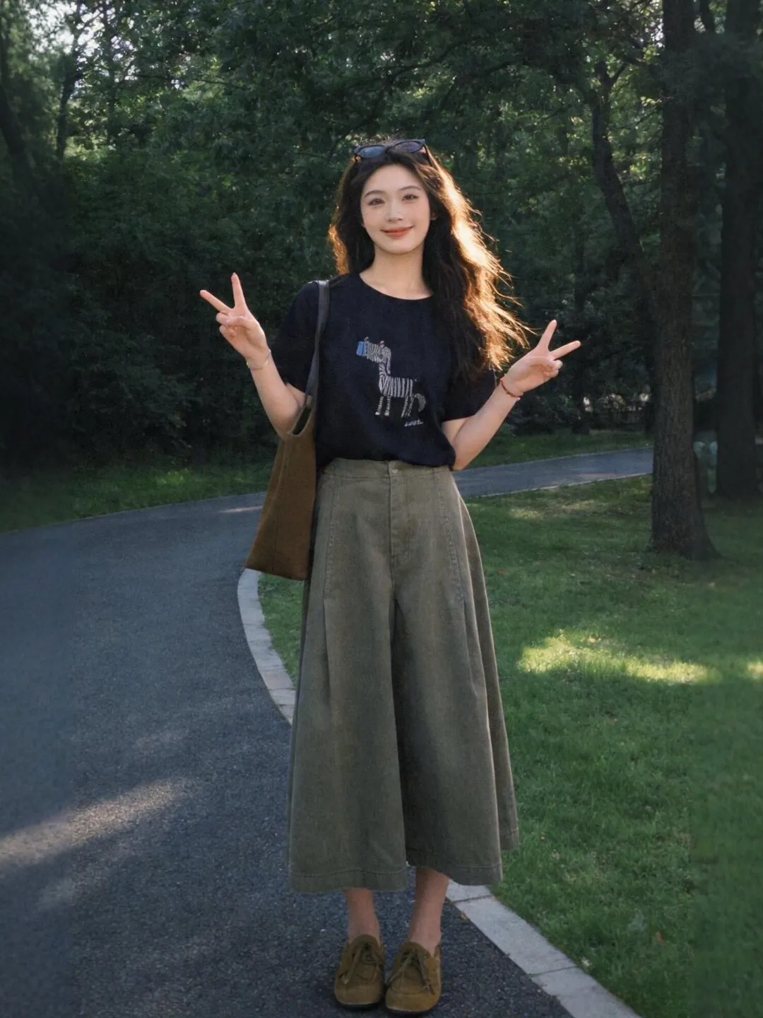 

Summer plus Size Women's T-Shirt And High Waist Wide Leg Pants Set Casual Loose Fit Short Sleeve round Neck Polyester Fabric