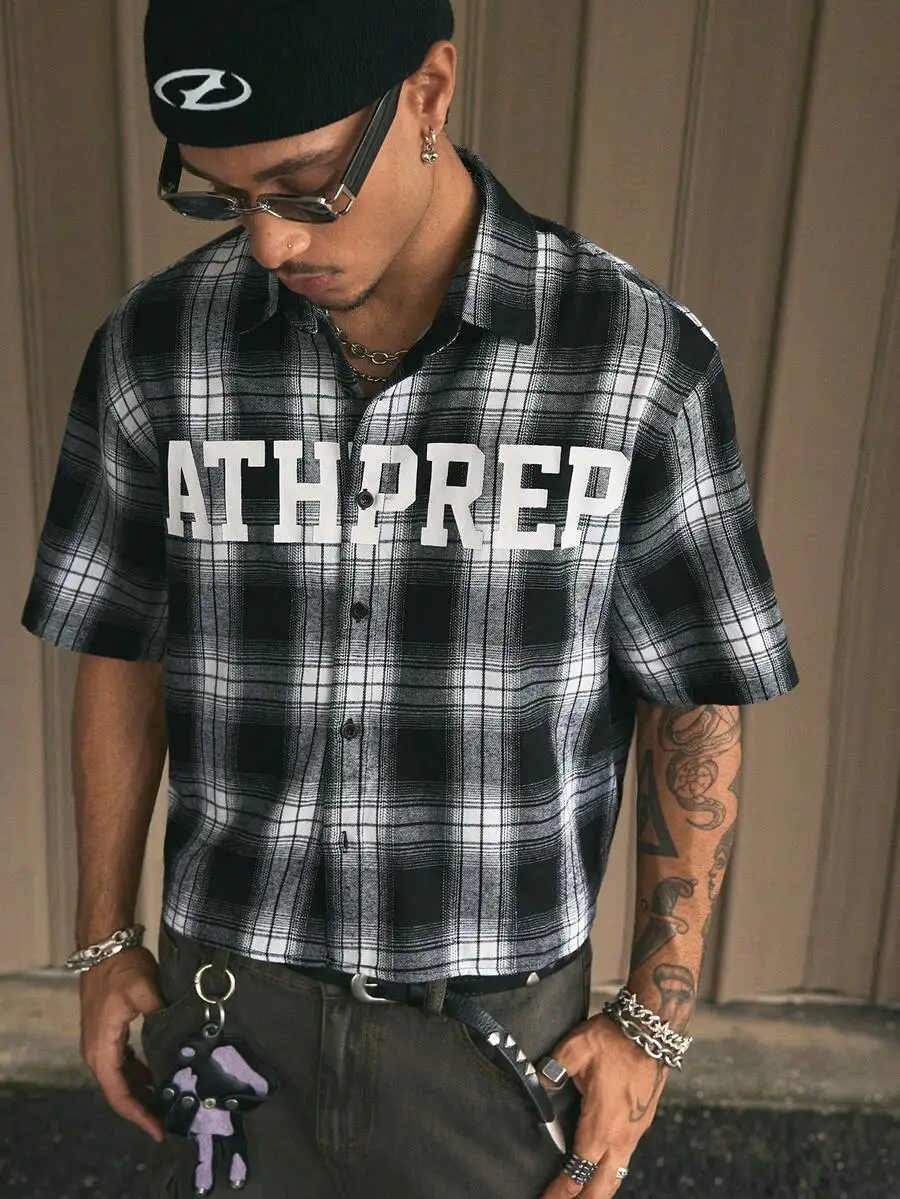 

Men's Black White Plaid Short Sleeve Button Down Shirt Loose Fit Streetwear Style