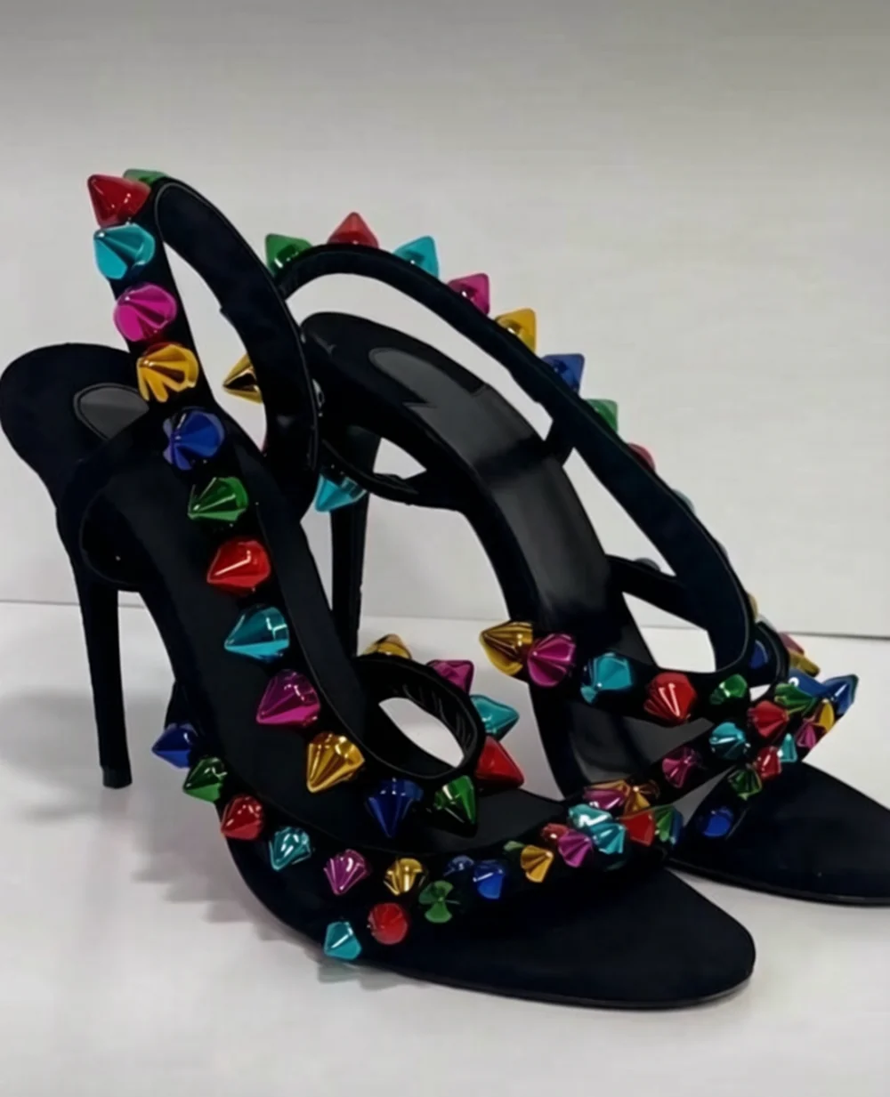 Fashion Black Stiletto Studded Straps Sandals Punk Rock Style Multi-Colored Stud Lady Sandals for Club Nights Party Outfits
