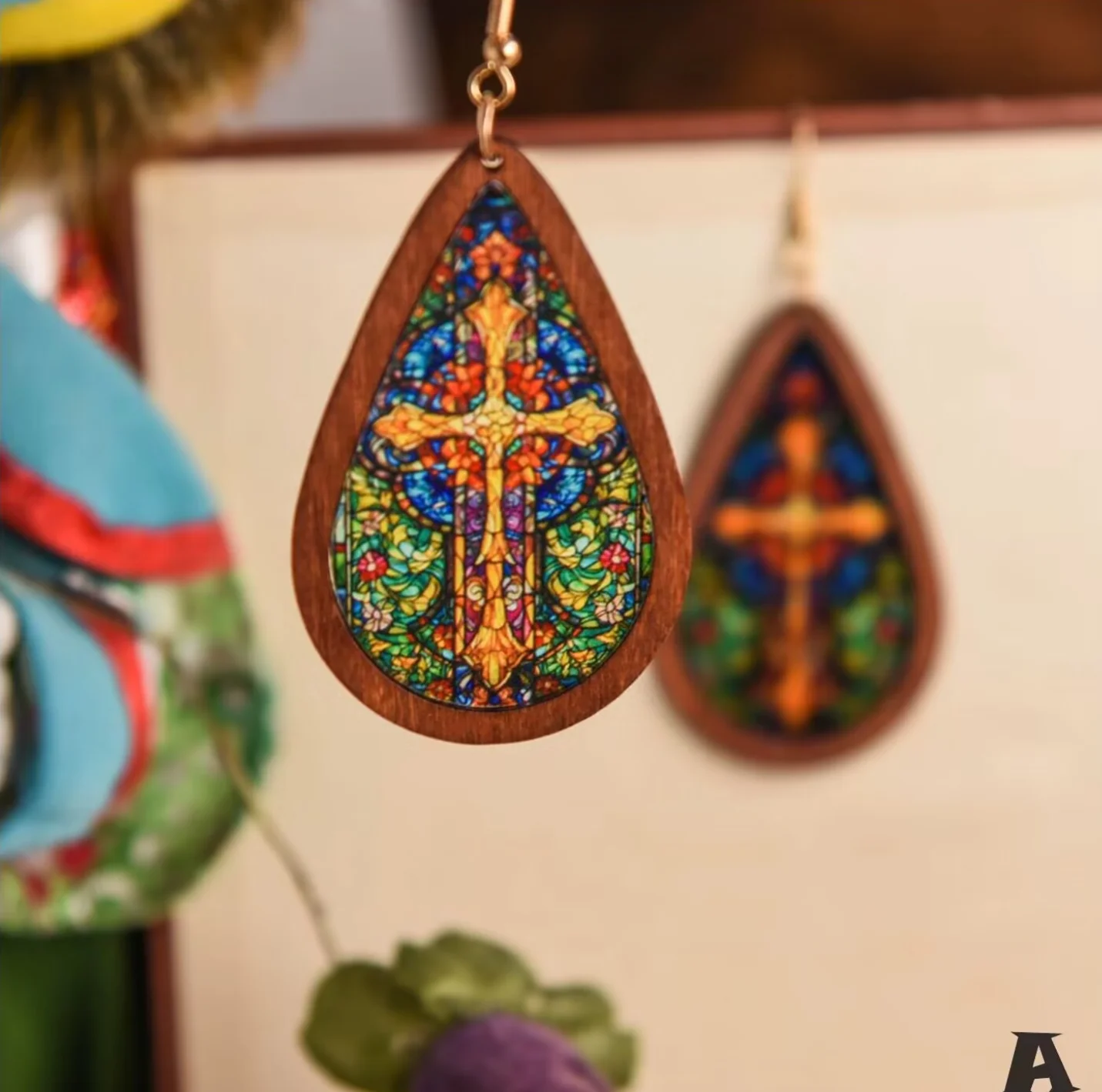 Bohemia Water Drop Colorful Church Cross Wood Acrylic Dangle Earrings for Women Vintage Earrings Party Jewelry Gift