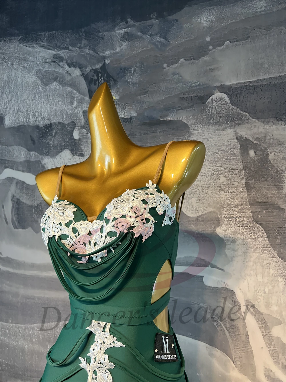 Abito da ballo latino per bambini adulti Abito professionale da donna di fascia alta personalizzato con colletto bianco e bretelle