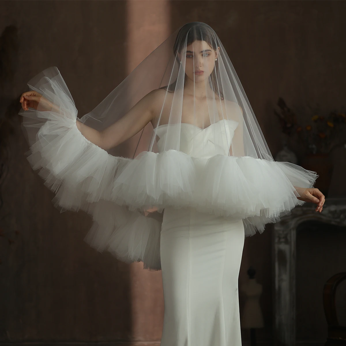 V309 Wedding Bridal Veil Semi-Transparent Tulle Long White Brides to Be Handmade Veil with Fluffy Ruffled Edge