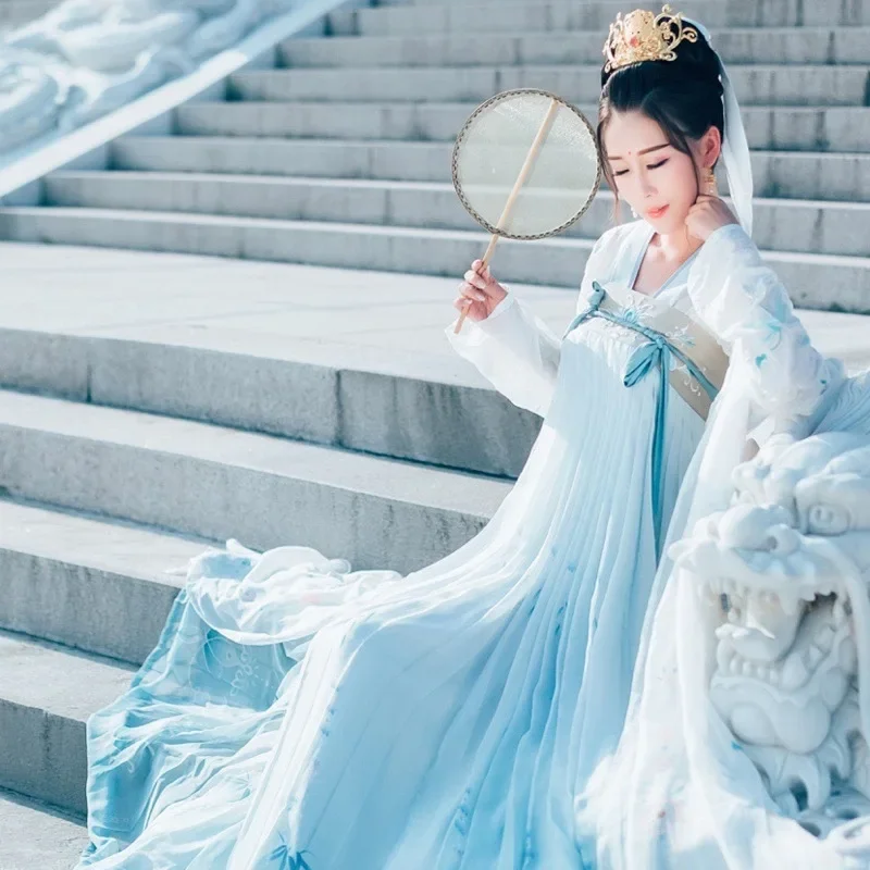 Hanfu women's Chinese style improved Chinese elements chest-chest skirt costume super fairy students super fairy one generation.