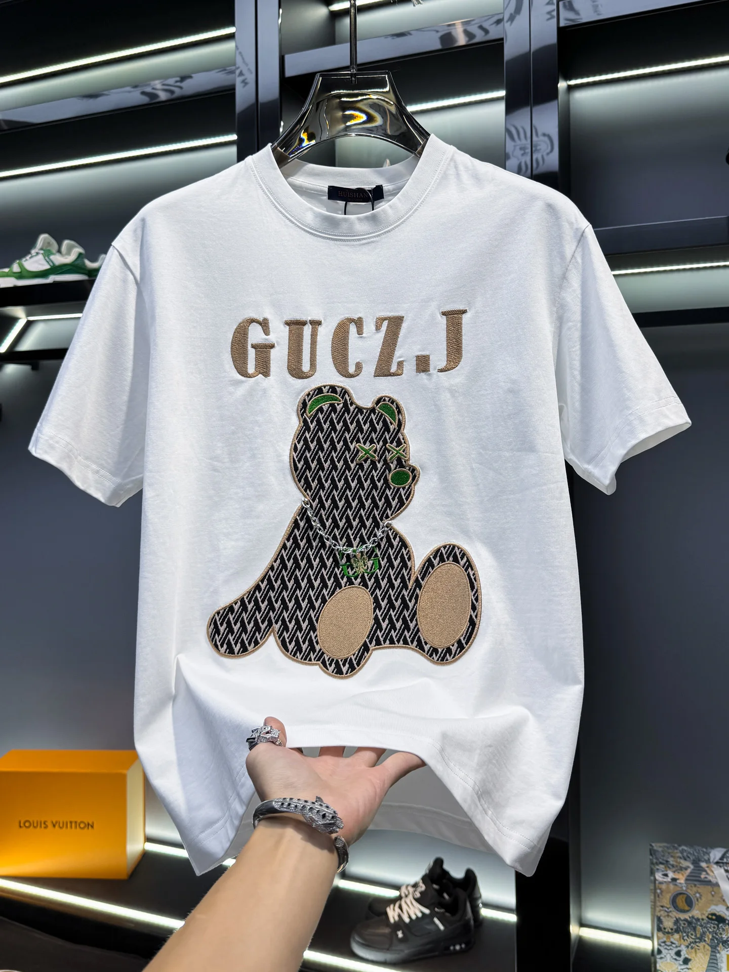 

Футболка с вышивкой Ele Bear, круглым вырезом и короткими рукавами, повседневная, свободного кроя, из смеси хлопка и полиэстера, летняя модная верхняя одежда для мужчин