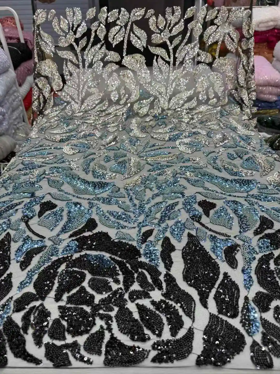 2025 New African Nigerian French High Quality Hot Sale Lace Fabric With Beaded Sequins Bride Party Wedding Embroidery Dresses