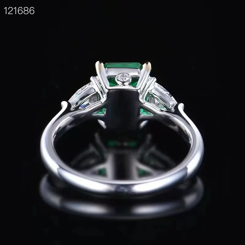 Zambia Natural Emerald Ring 18K Gold Set High Grade White Large Diamond 0.525 Carat Wedding Ring for Women