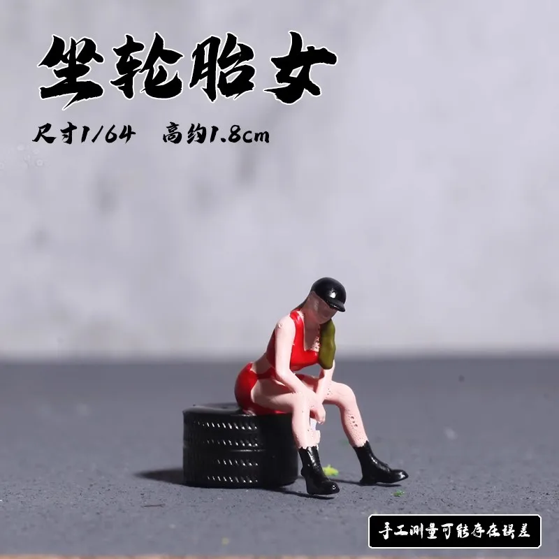 1/64 Veelzijdige pop automodel Miniatuur scène Foto Prop Reparatie Monteur Motorfiets Meisje Beeldjes Diorama