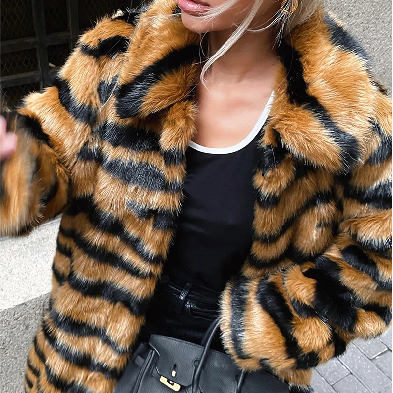 Faux Fur Coat Winter Ladies Thick Long Coat Turn Down Collar Plush Warm Artificial Fur Tiger Pattern Long Fashion Overcoat 2024