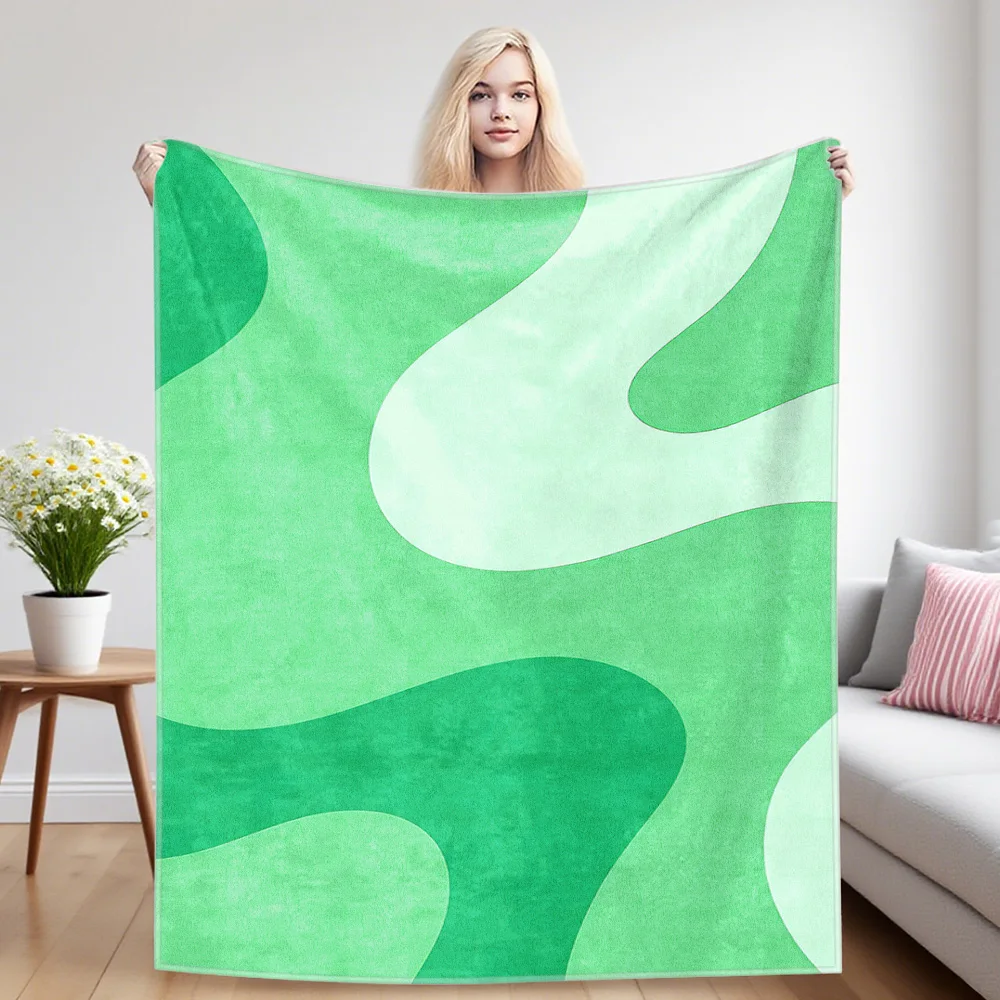 Green Fluid  Flannel Blanket, Ultra-Fine Fiber, All Season Luxurious Fluffy Blanket Suitable For Beds Or Sofas