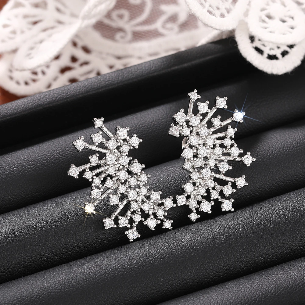 Huitan Shinning Zirkonia Ohrringe Weibliche Mode Luxus Zubehör für Verlobung Zarte Schmuck für Hochzeit Party