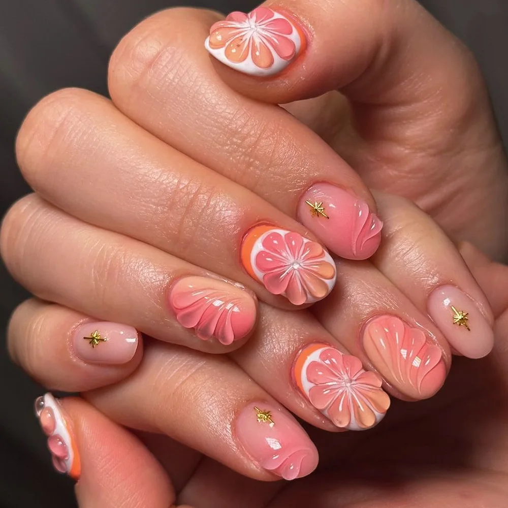 

24pcs Summer Fake Nails Pink Short Round False Nail Tips with Fruit Starlight Design Full Cover Nail Art Wearable Press on Nails