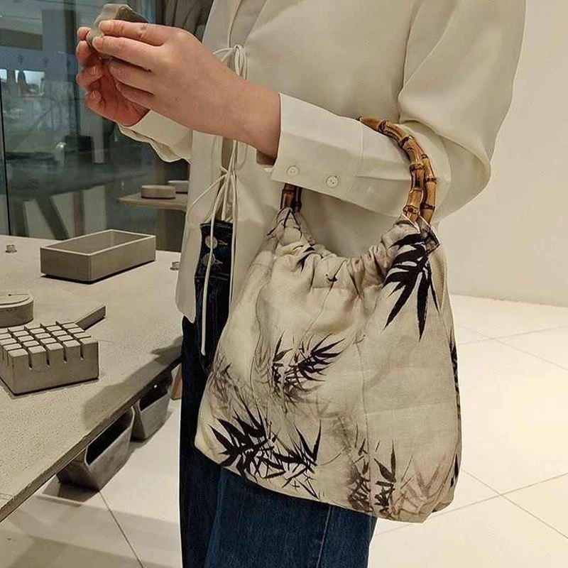 Retro Fashion Chinese Jacquard Bag Ethnic Style Hanfu Cheongsam Handbag Wrist Purse Literary Style Wooden Handle Tote Bags