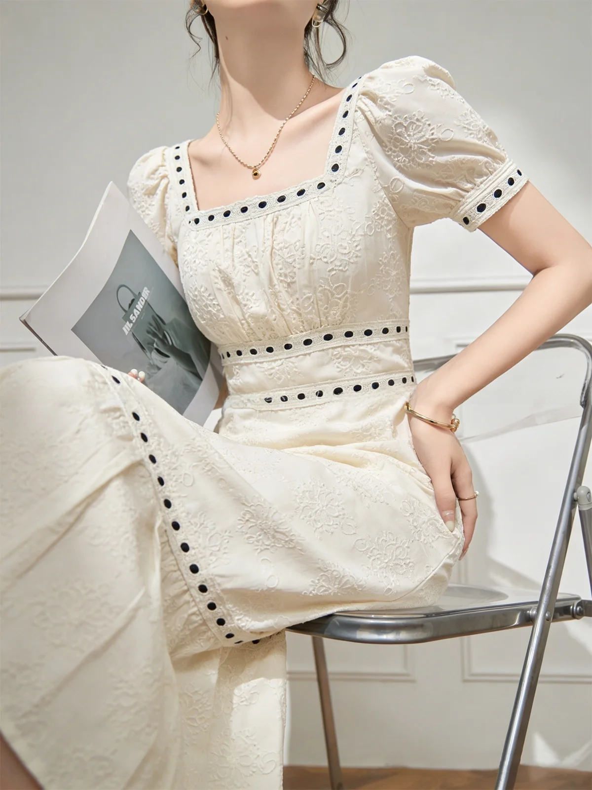 

Lulu Vacation Style Dress Slimming Waist High Waist A-Line Long Sleeve Midi Skirt for Women Summer 2026 Sweet Style Casual Wear