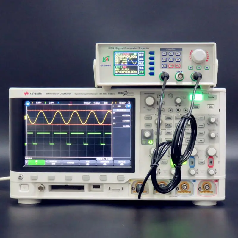 QLS2800 DDS Generator High Resolution DDS Counter Frequency Meter FPGA Design Large LCD Display Compact