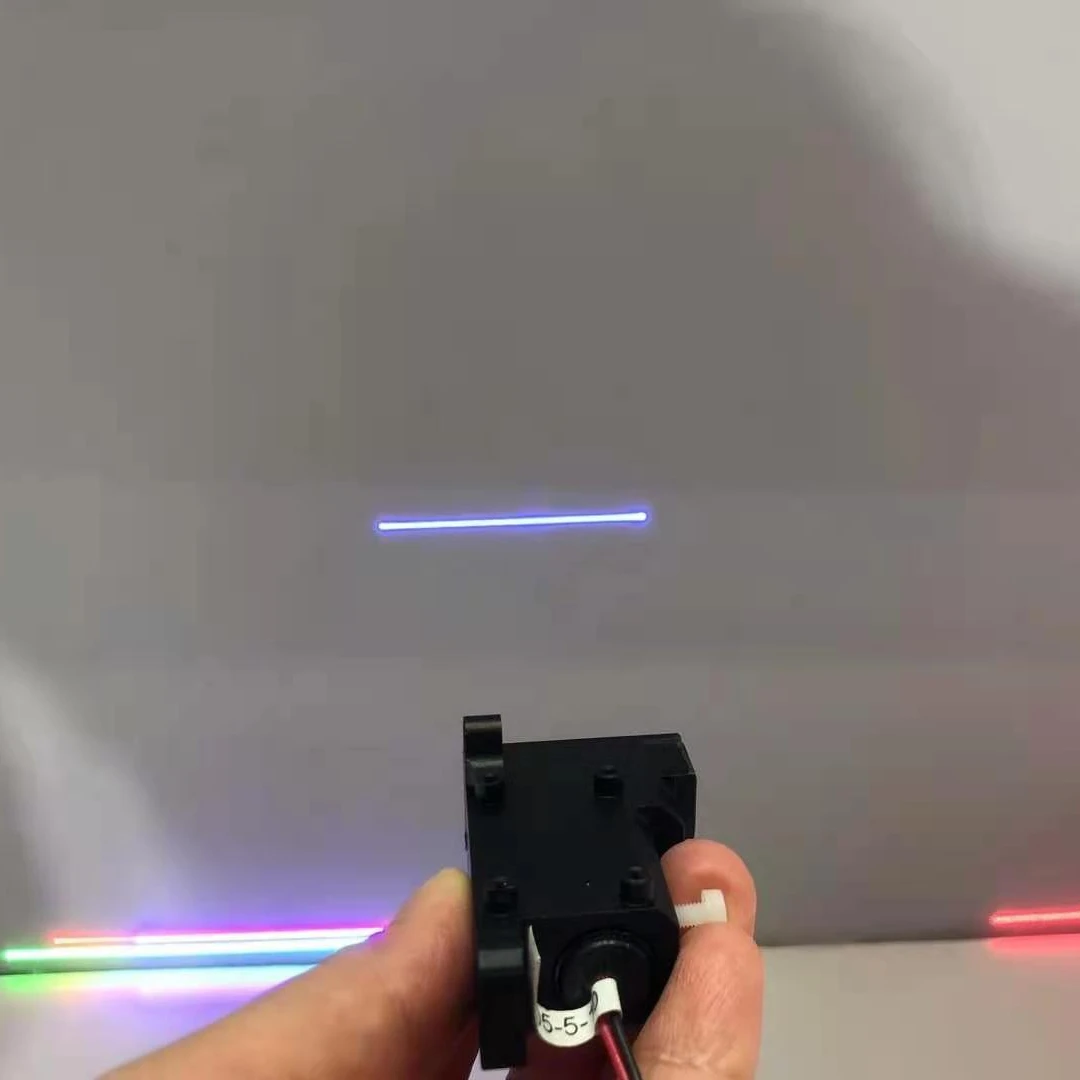 3D scanning AR VR specific  405nm 488nm 785nm 808nm 830nm 850nm Less stray light Uniform Line laser module