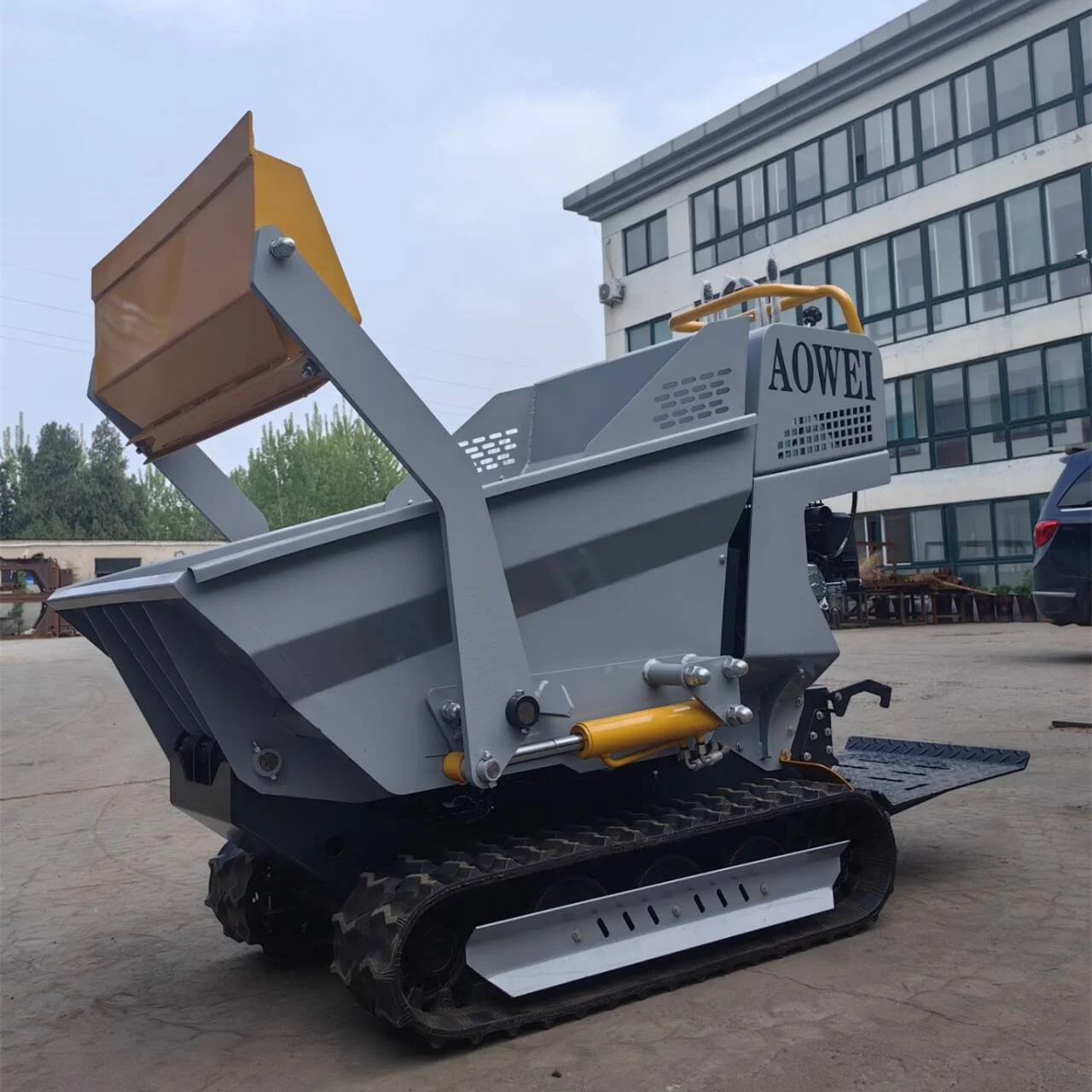 High Quality Crawler Dump Mini Small Area Construction Loading And Unloading Truck Chinese Manufacturer Preferential Sales