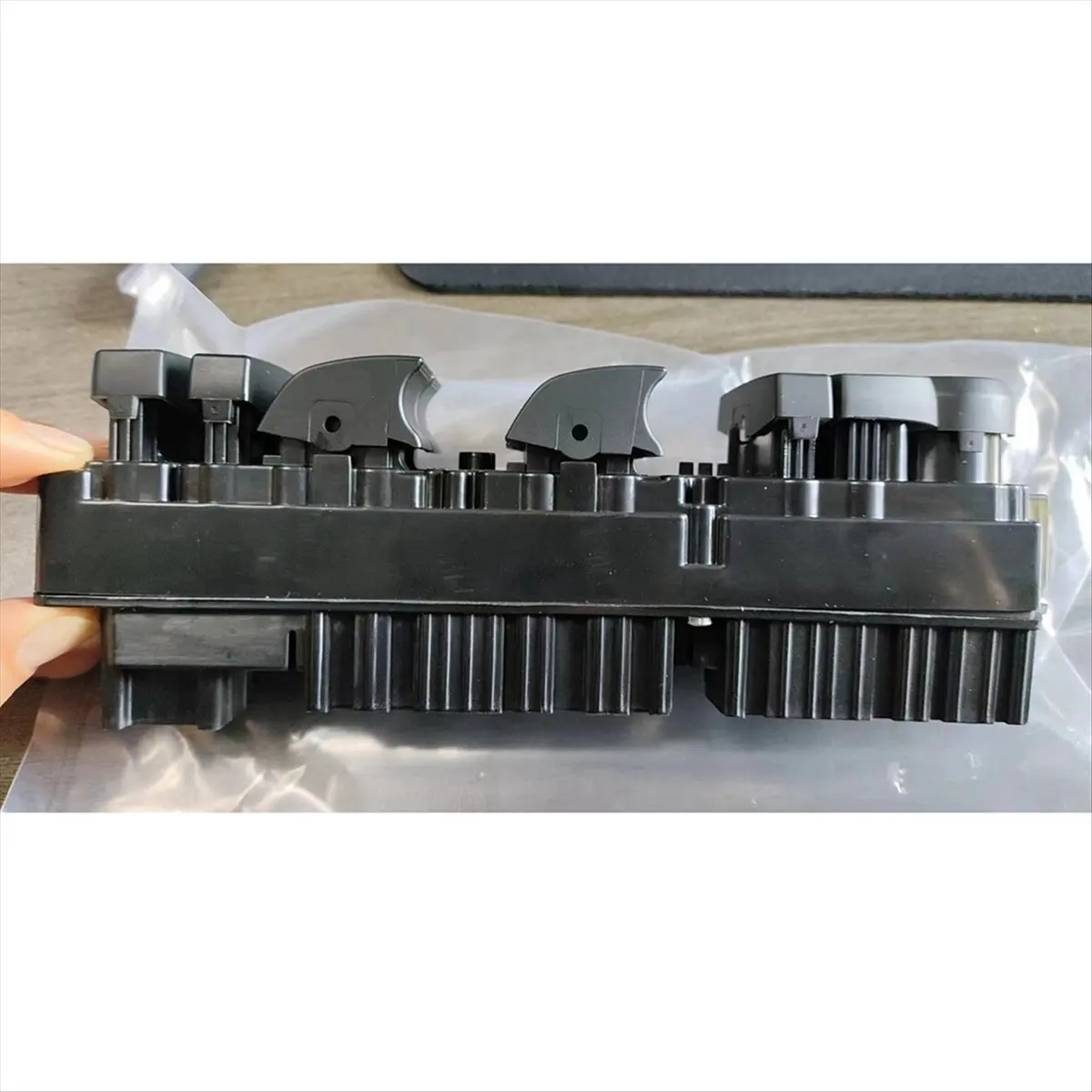 #75R (Black)Power Window Switch Front Left Driver Side for Cadillac,Automotive Parts & Accessories