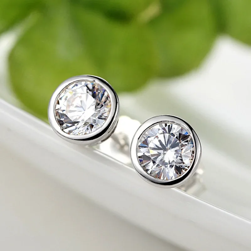 Women's Fashion Tiny Stud Earrings Shiny Crystal Zirconia White Copper Minimal Ear Nail Piercing Earring Accessories Jewelry
