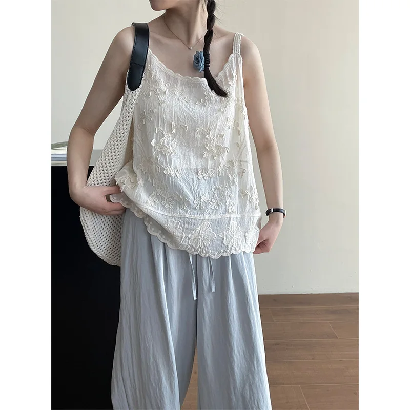 

Embroidery Jacquard Strap For Women Spring Summer Lace Vest Top