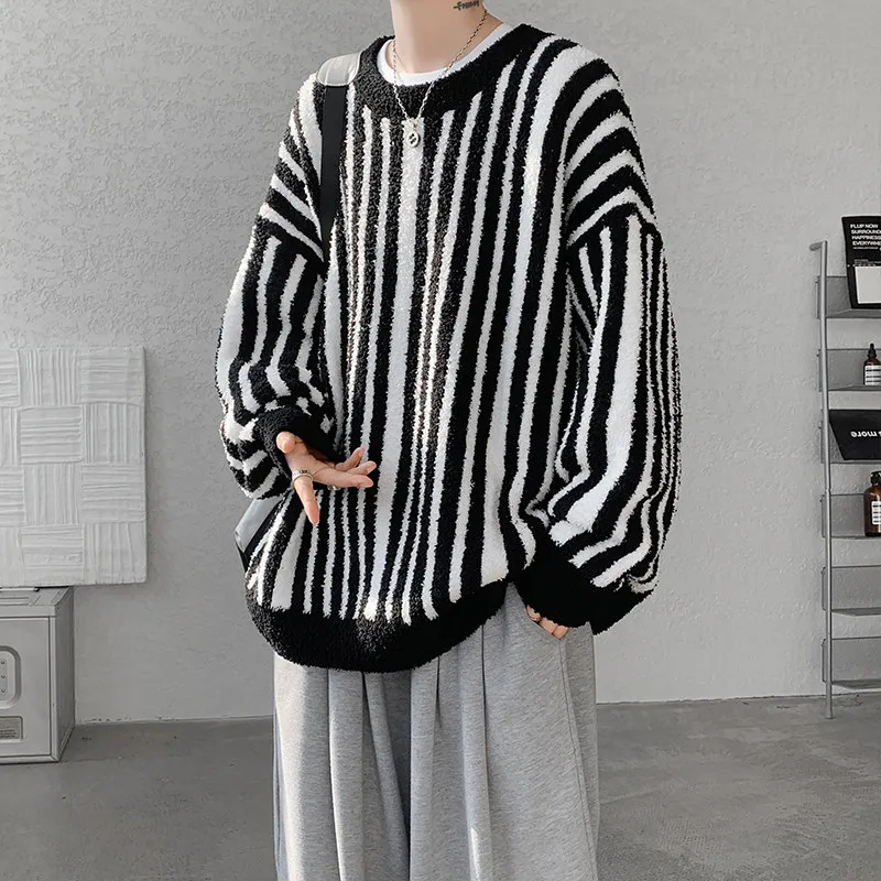 

American Sle Men's Loose Knitted Sweater round Ne Vertical Striped Embroidery Autumn Winter Casual Top Polyester Fiber