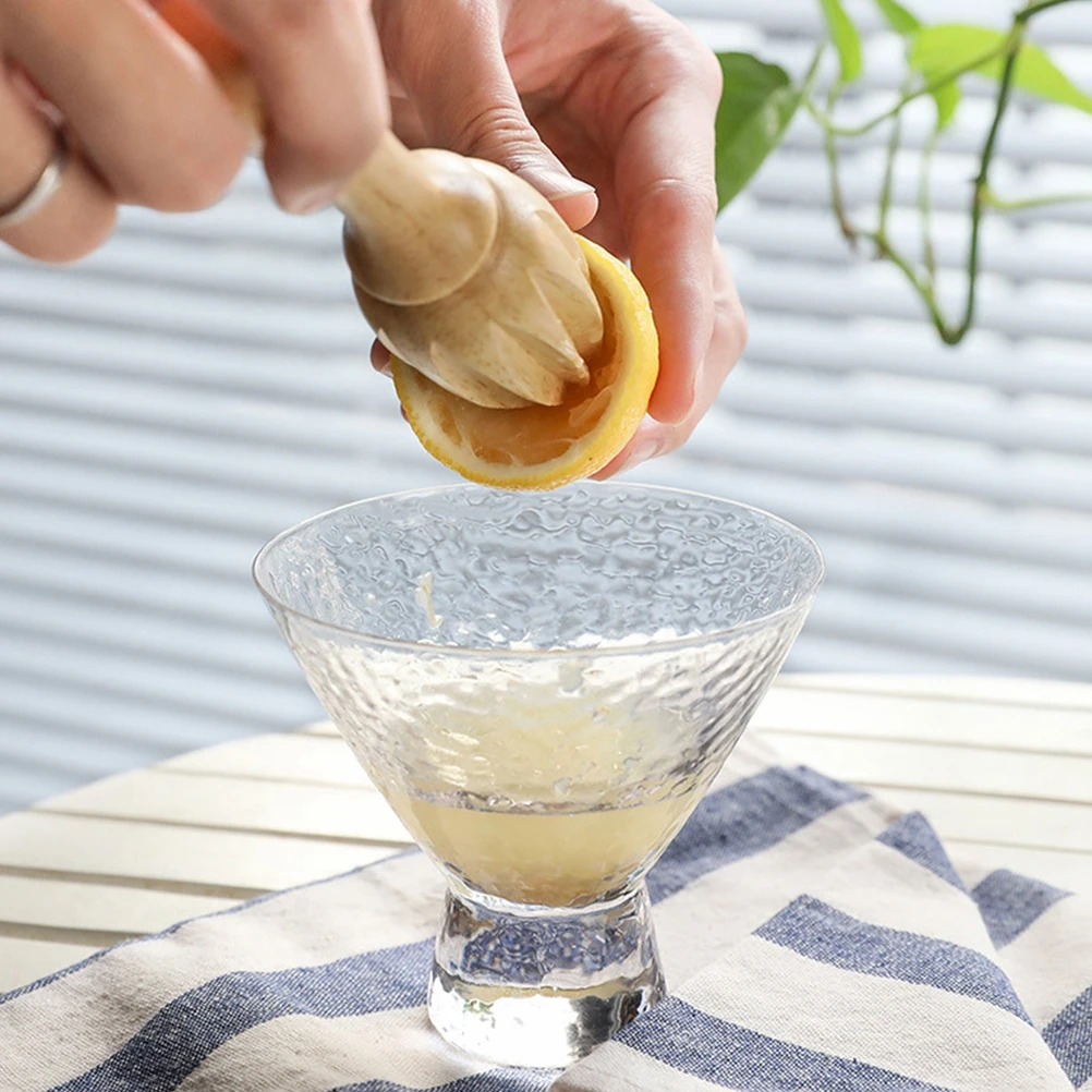 

1Pcs Wooden Fruit Reamer Manual Juicer Hand Orange Squeezer Kitchen Tool Fresh Juice Extractor Dishwasher Safe
