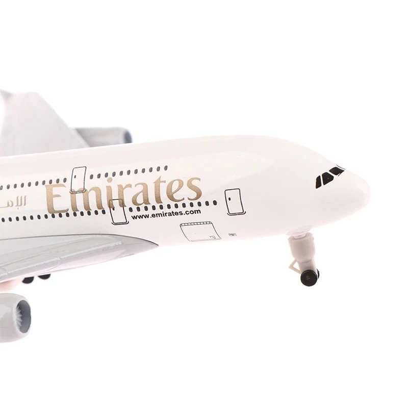 20Cm Vliegtuig Airbus Legering Vliegtuig Model Emiraten Airbus A380 Hars Vliegtuig Model Cadeau Voor Vrienden