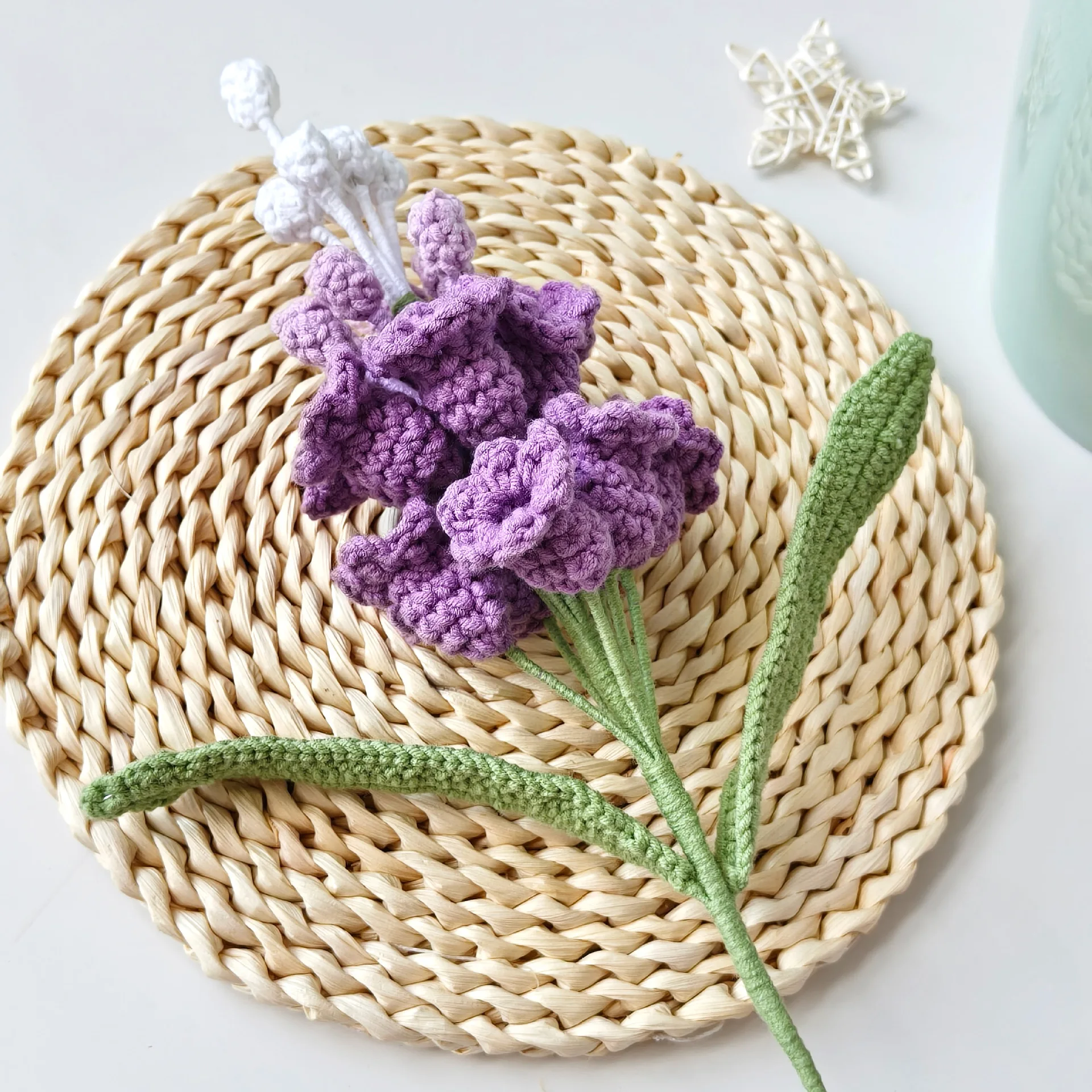 Gehäkelter Hyazinthenstrauß Niedliche Gestrickte Blumenzweige Handgewebte Hyazinthen Liebliche Kunstpflanzen Raumdekoration – Detail 3