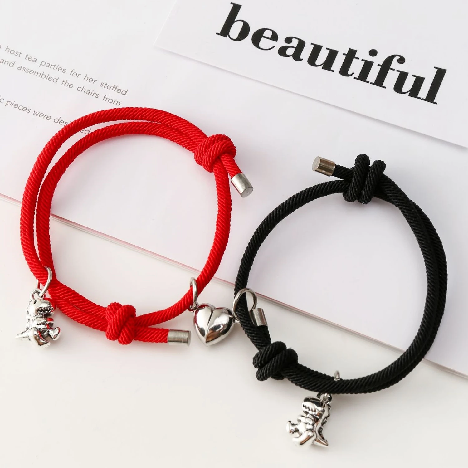 2Pcs/set Korean Wave Fashion 3D Dinosaur Couple Bracelet Pair of Milan Rope Love Attracting Magnet Small Leather Cover, Suitable