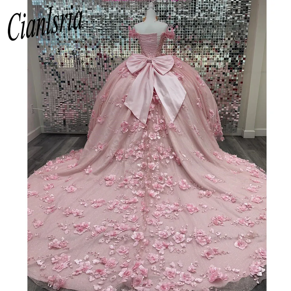 Luxo rosa fora do ombro Vestidos Quinceanera Lace Applique 3D Flores Ball Gown Doce 15 16 Birthday Party Gown