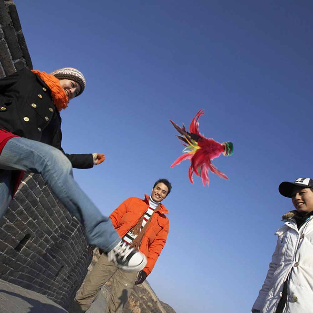 

20cm Chinese Jianzi Hand Made Chicken Feather Shuttlecock Portable Foot Kick Handwheel Feather Shuttlecock for Physical Exercise