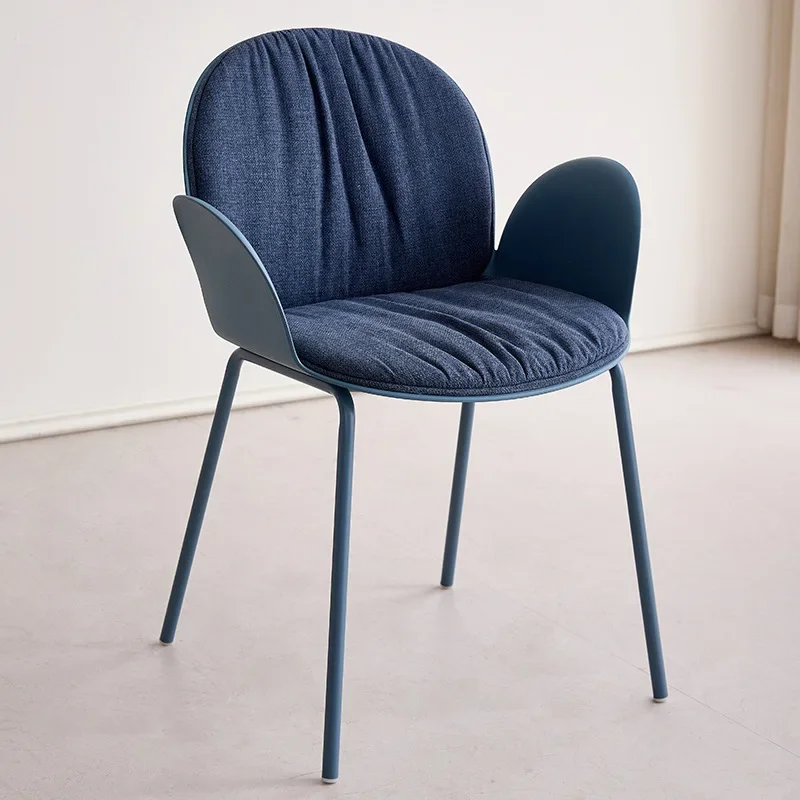 플라스틱 의자 가정용 심플 팔걸이 식탁 의자, 북유럽 레스토랑 등받이 스툴