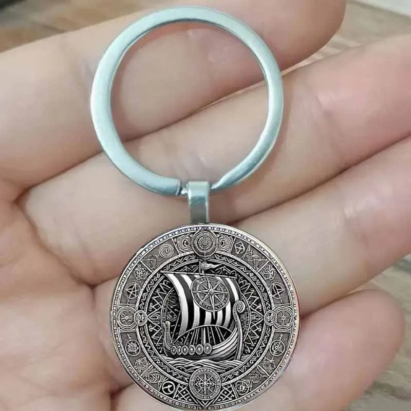 

Vintage Viking ship keychain, nostalgic Christmas and birthday gift, vintage style