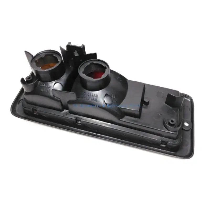 

270E Car Rear Bumper Reflectors Tail Light for Pajero Montero 1992-1999 MB124963