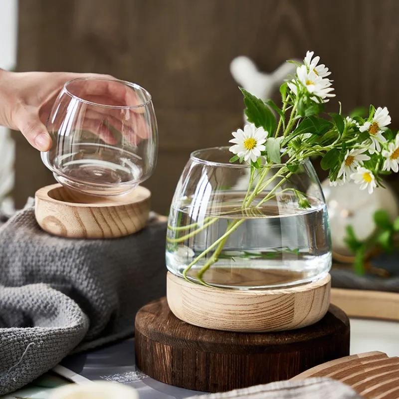 Japanese style wooden tray, transparent glass vase, green ivy hydroponic plant, ecological fish tank, simple desktop decoration