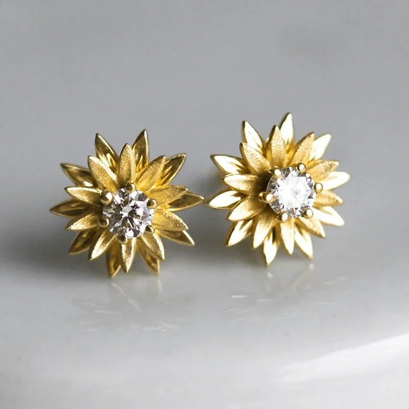 2026 Chic Flower Stud Earrings for Women Bright Zirconia Jewelry for Daily Life Delicate Dainty Accessories for Teen Girls