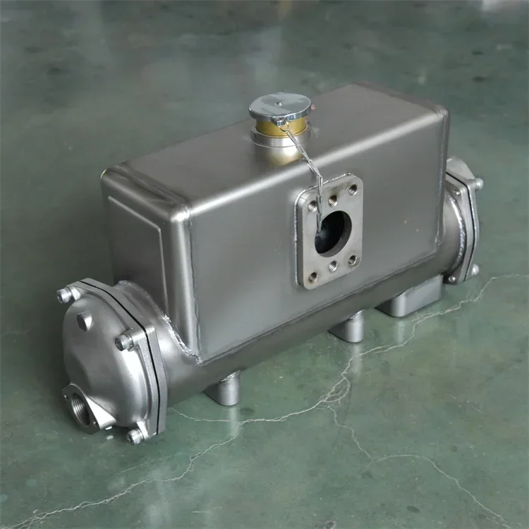 

Industria CH900 Shell and Tube Sea Water Cooler Heat Exchanger Equipment for Marine Diesel Engine