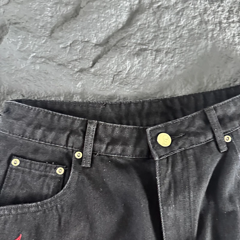 DERSCHUTZE Streetwear Loose Jeans Red Flame Hannya Embroidery Black Wash Wide Leg Denim Pants