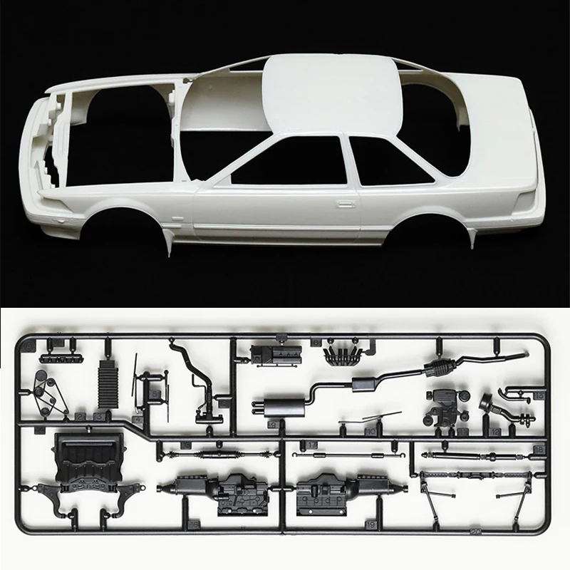 タミヤプラスチック組立車スケールモデルキット 24064 ソアラー 3.0 1/24 おもちゃ DIY コレクション
