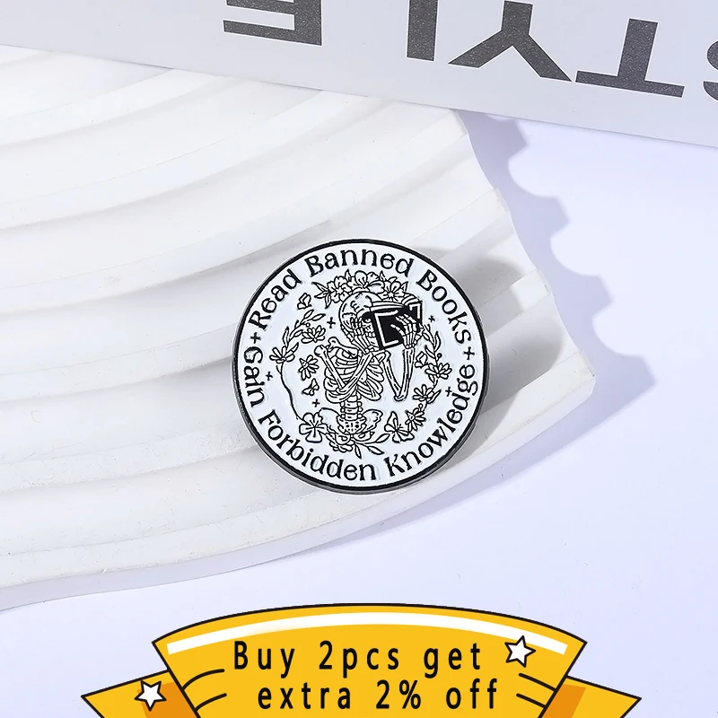 Skeleton Is Reading A Book Enamel Pin Read Banned Books Gain Forbidden Knowledges Metal Brooch Lapel Backpack Badge Jewelry Gift
