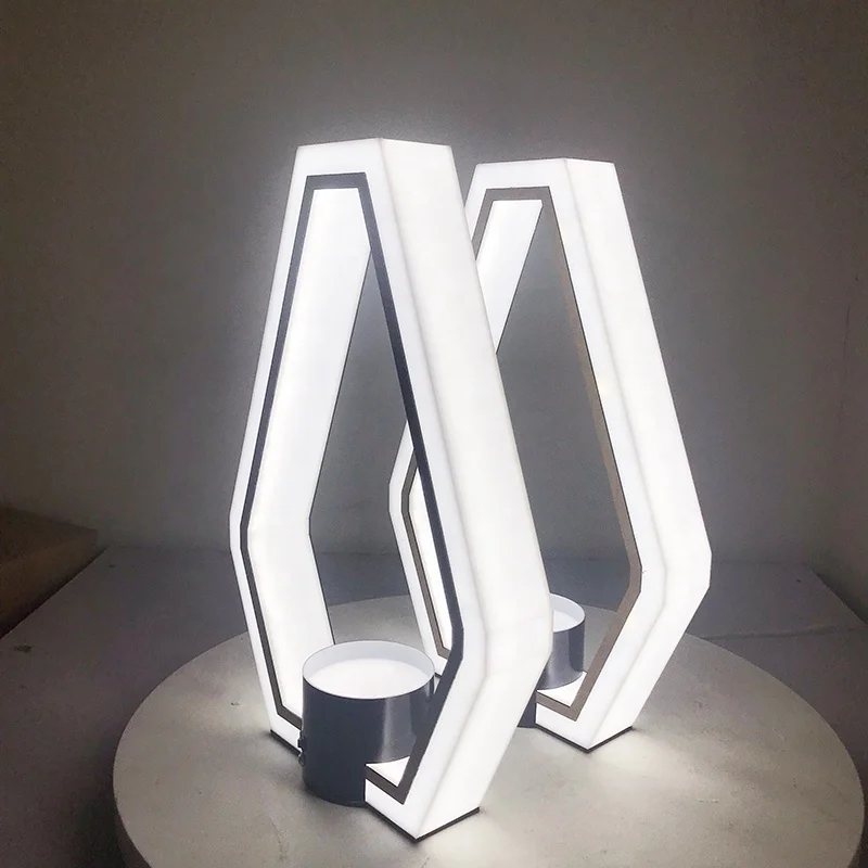 High-End Bespoke LED Bottle Display RackNight Club Bar Acrylic VIP Service Display Custom LED Tequila Bottle Display Holder Glor